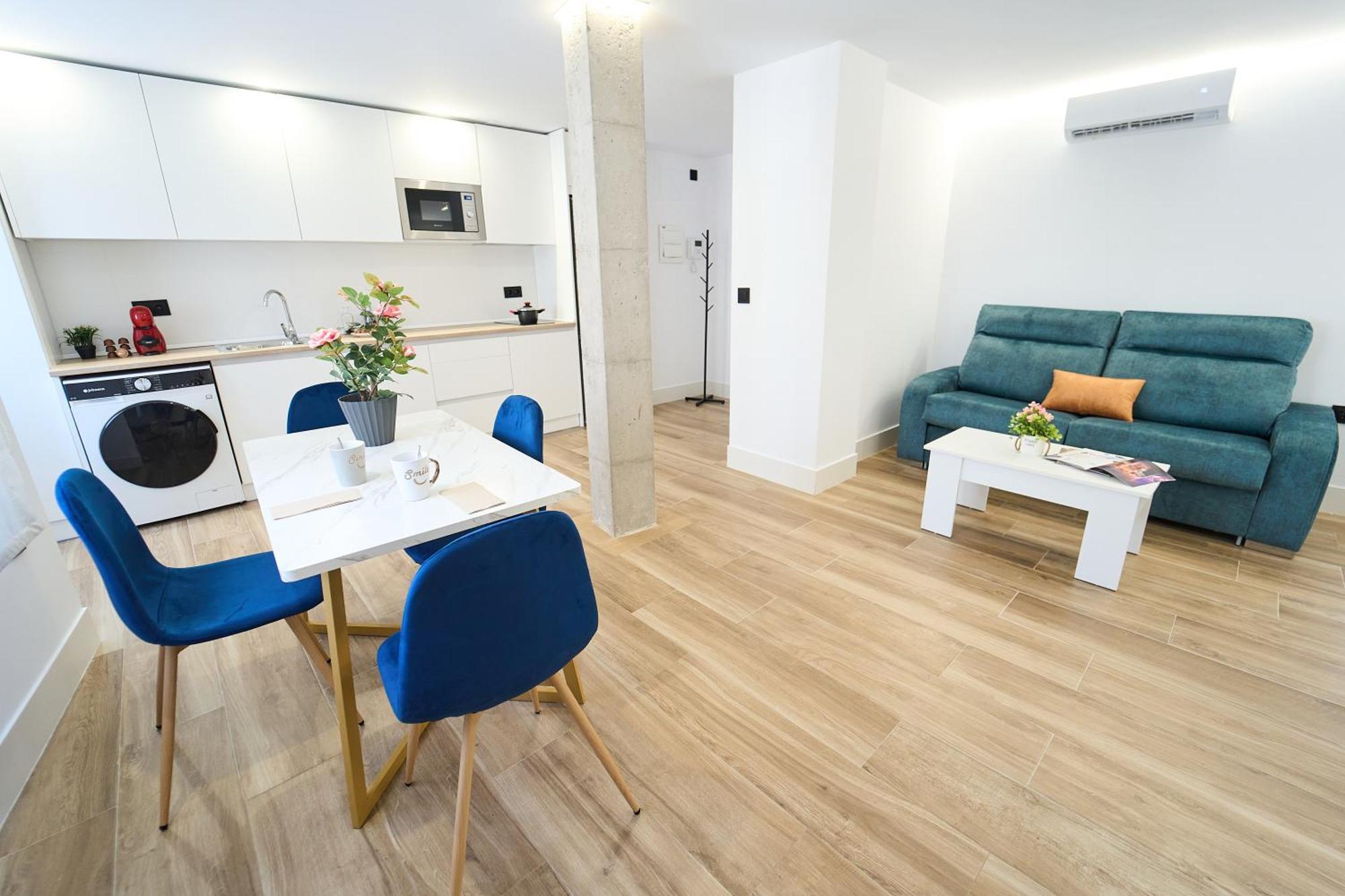 1 Planta A Apartamentos Juan Robledo Centro Ciudad Andújar Eksteriør billede